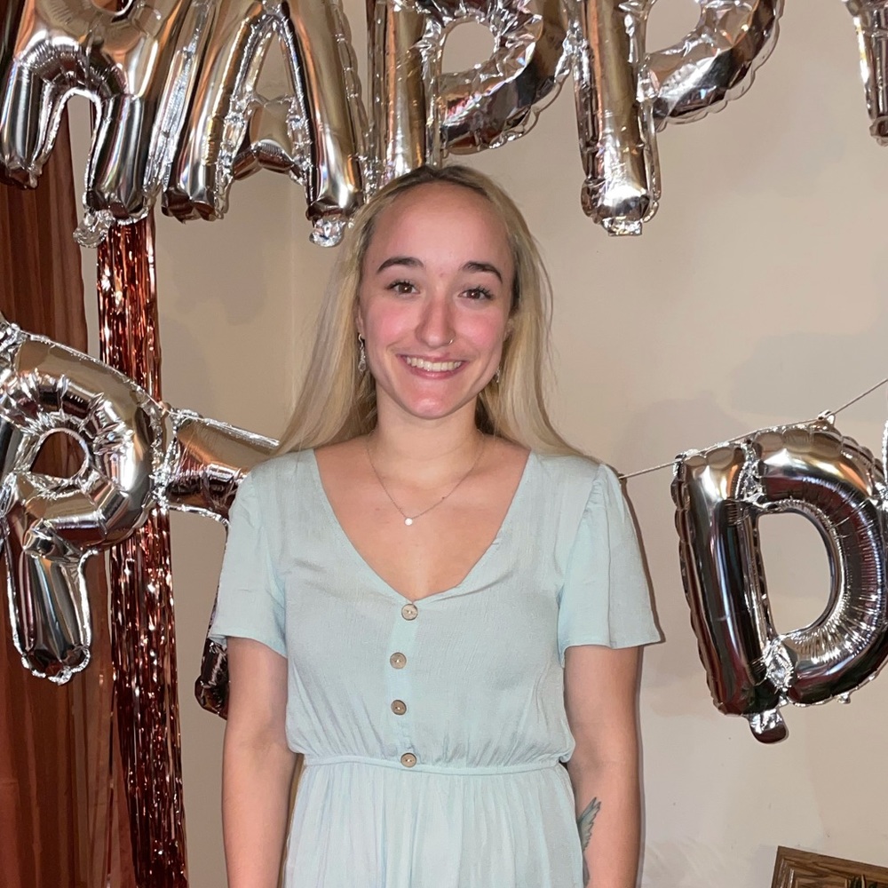 Meet your Posher, Victoria